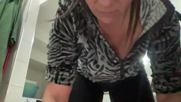 martinabigst fuckher Webcam SHOW @ Cam4 10-10-2025