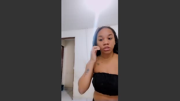 Fernovinha Porn Webcam SHOW @ Cam4 11-10-2025