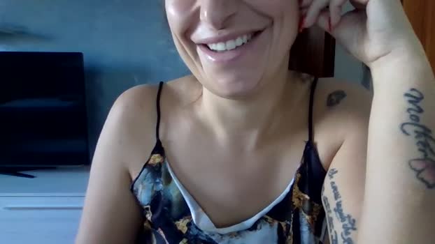 chanelclarissa4 show Webcam SHOW @ Cam4 13-10-2025