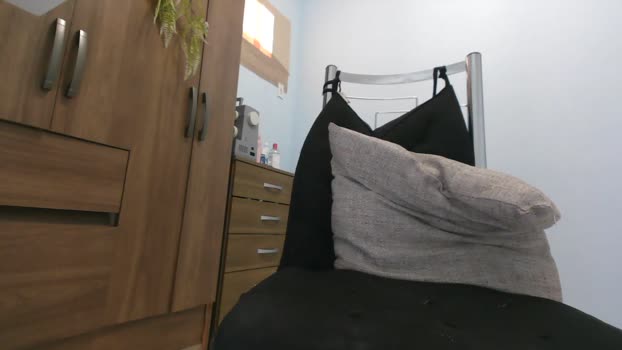 iscloe bigcock Webcam SHOW @ Cam4 12-10-2025