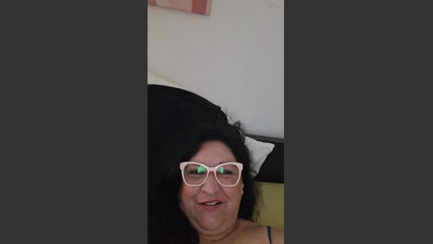 Caritovivi kiss Webcam SHOW @ Cam4 14-10-2025