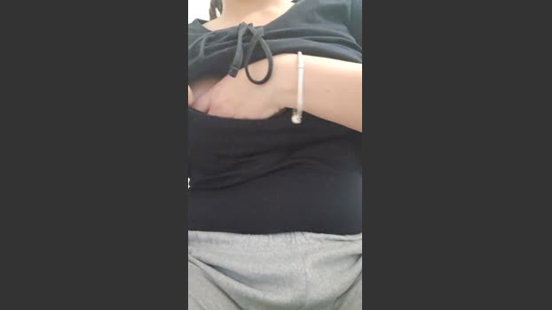 Chia562002 lick Webcam SHOW @ Cam4 14-10-2025