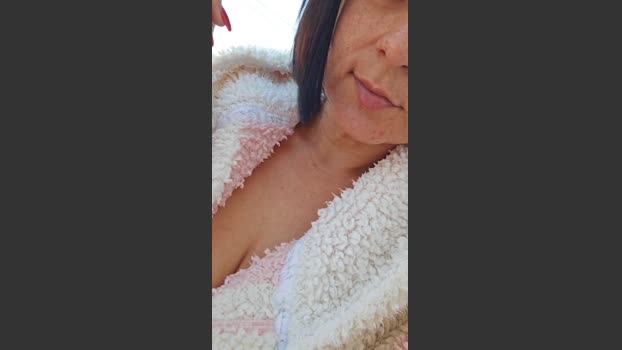 cuteandwet Wet Webcam SHOW @ Cam4 15-10-2025