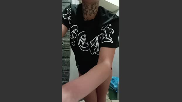 porcellina181 cute Webcam SHOW @ Cam4 15-10-2025