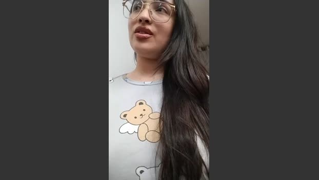 Latinaakita4 legs Webcam SHOW @ Cam4 16-10-2025