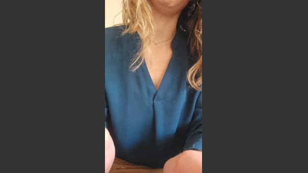 Secretairenue Download Webcam SHOW @ Cam4 16-10-2025