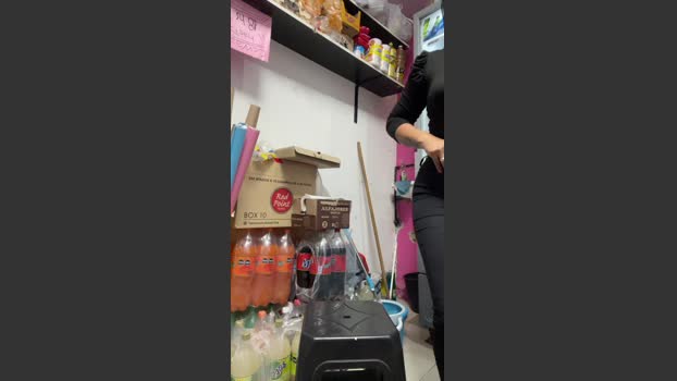 Anita1825 fuckass Webcam SHOW @ Cam4 17-10-2025