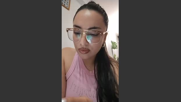 Latinaakita4 show Webcam SHOW @ Cam4 18-10-2025