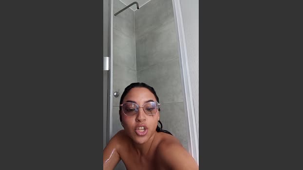 Meggy_Mae Porn Webcam SHOW @ Cam4 17-10-2025