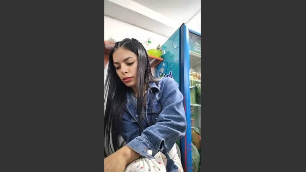 Estefanii_R wet Webcam SHOW @ Cam4 19-10-2025