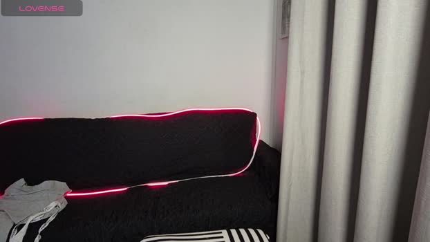 Valentinauwu wank Webcam SHOW @ Cam4 19-10-2025