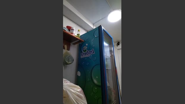 Estefanii_R kiss Webcam SHOW @ Cam4 20-10-2025