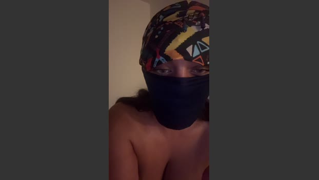 Bilinda31 suckcock Webcam SHOW @ Cam4 22-10-2025