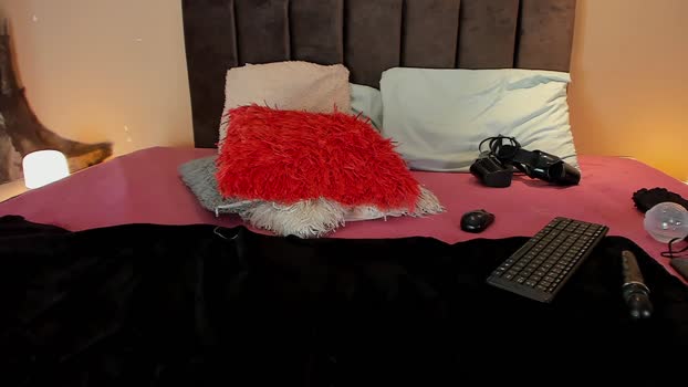 Kloe_s sexybody Webcam SHOW @ Cam4 25-10-2025