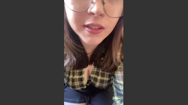 Ema98x legs Webcam SHOW @ Cam4 28-10-2025