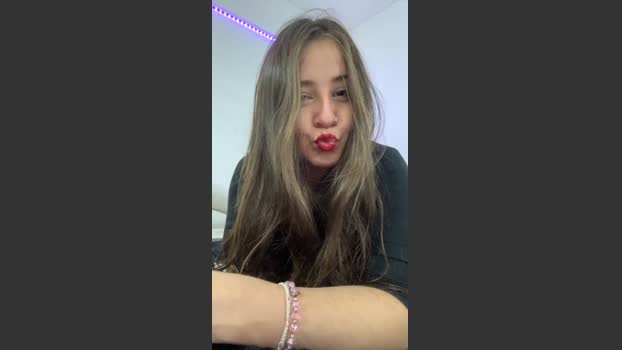 Pradaxxx2 fuck Webcam SHOW @ Cam4 30-10-2025