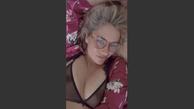 Viviana48A fuckhard Webcam SHOW @ Cam4 02-11-2025