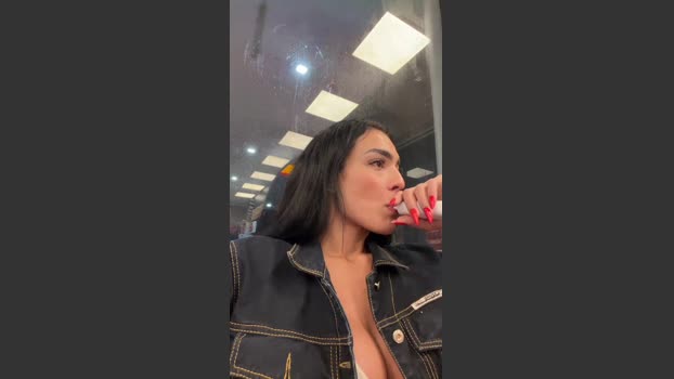 Loiradevassa fingering Webcam SHOW @ Cam4 03-11-2025