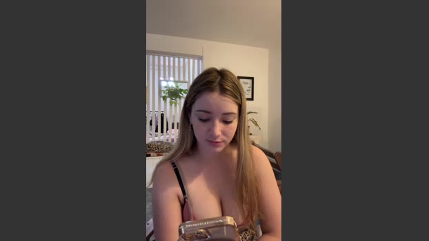 Pilita22 orgasm Webcam SHOW @ Cam4 04-11-2025