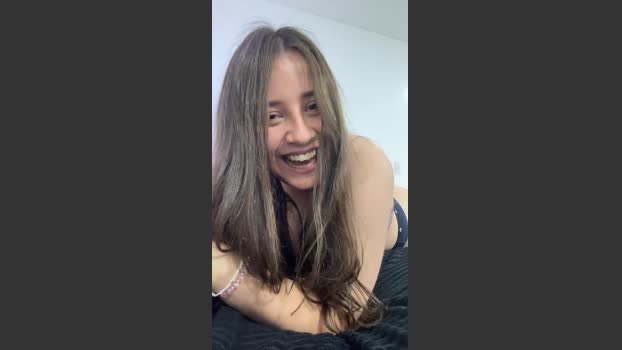 Pradaxxx2 bigcock Webcam SHOW @ Cam4 04-11-2025