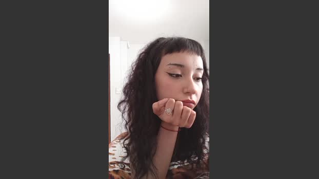bibii4444 fingers Webcam SHOW @ Cam4 04-11-2025