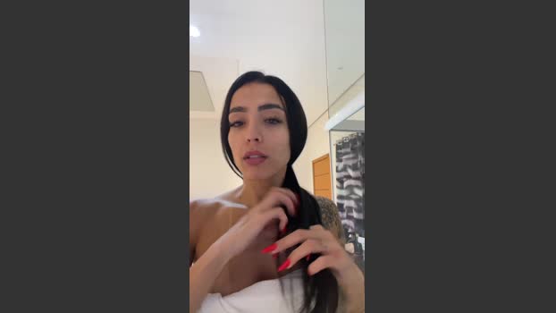 Loiradevassa sex Webcam SHOW @ Cam4 06-11-2025