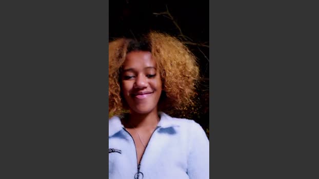 MoanaFrenchy cute Webcam SHOW @ Cam4 06-11-2025