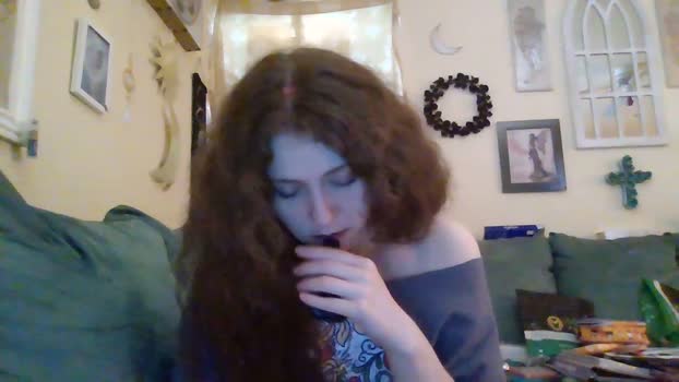 QueenCrimson fuckass Webcam SHOW @ Cam4 07-11-2025