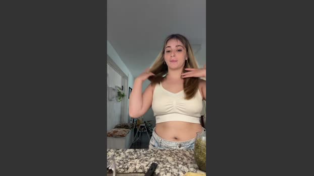 Pilita22 show Webcam SHOW @ Cam4 08-11-2025