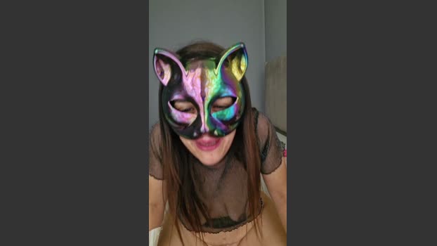 Prrmiauu Topless Webcam SHOW @ Cam4 11-11-2025