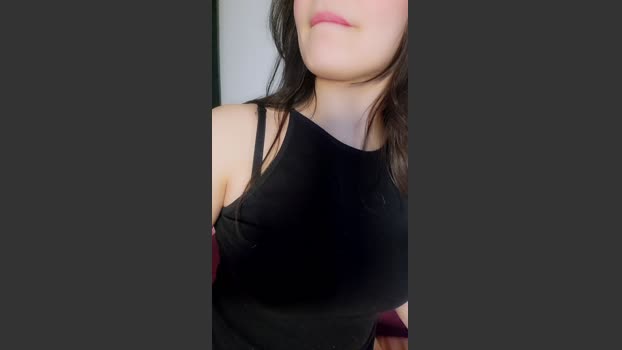Roxannepiggy Porn Webcam SHOW @ Cam4 10-11-2025