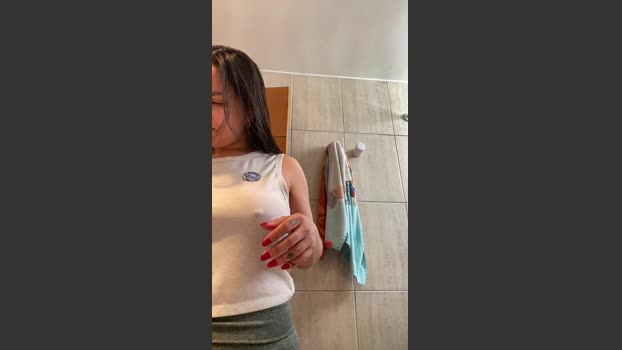 Latinaakita4 sex Webcam SHOW @ Cam4 18-11-2025