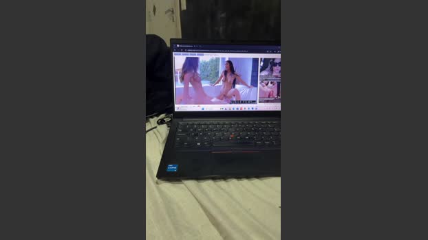 Lauramedeiros jerkoff Webcam SHOW @ Cam4 20-11-2025