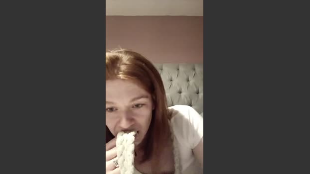 Housewife_Kirst tits Webcam SHOW @ Cam4 21-11-2025