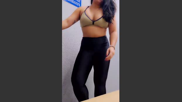 LollaBunny26 Ass Webcam SHOW @ Cam4 21-11-2025