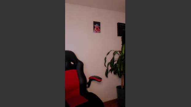 Roxannepiggy beauty Webcam SHOW @ Cam4 24-11-2025