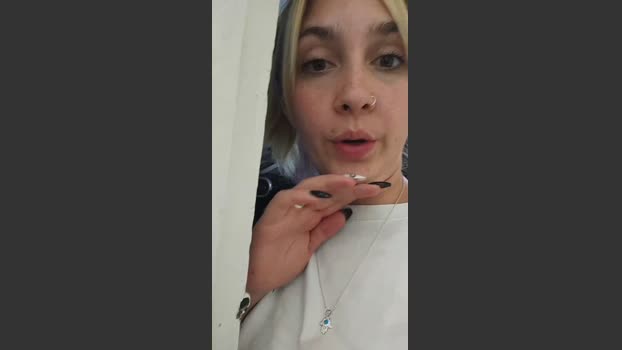 Ayeebran Topless Webcam SHOW @ Cam4 25-11-2025