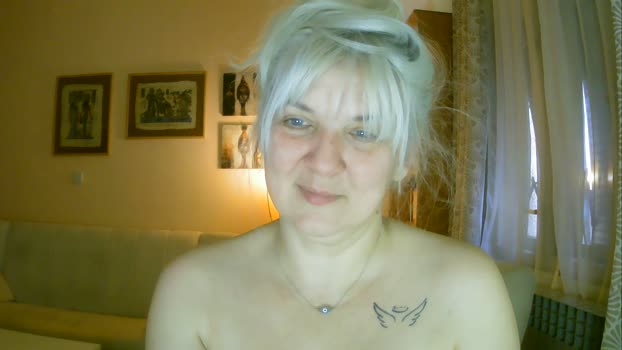 irma2 hot Webcam SHOW @ Cam4 26-11-2025