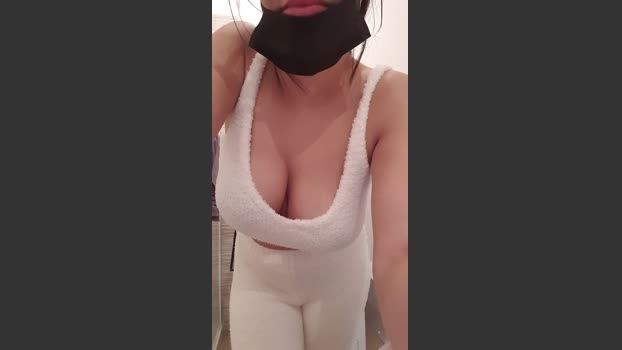 claudiapretty cute Webcam SHOW @ Cam4 28-11-2025