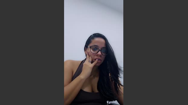 LollaBunny26 fingers Webcam SHOW @ Cam4 05-12-2025