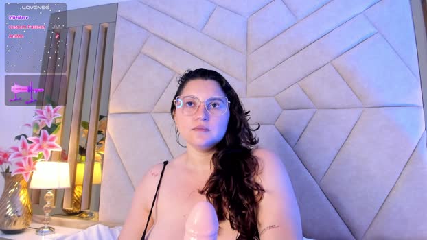 LunaPleasure kiss Webcam SHOW @ Cam4 08-12-2025