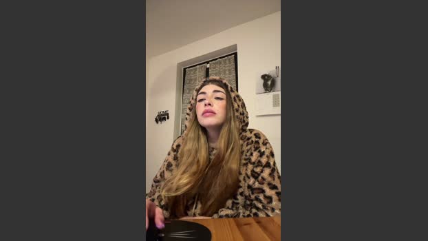 Sophiabulgari sexyfeet Webcam SHOW @ Cam4 07-12-2025