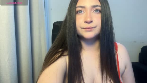 Valentinauwu kissing Webcam SHOW @ Cam4 09-12-2025