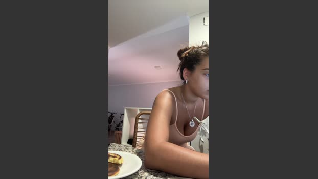 Catherinexx1 oral Webcam SHOW @ Cam4 10-12-2025