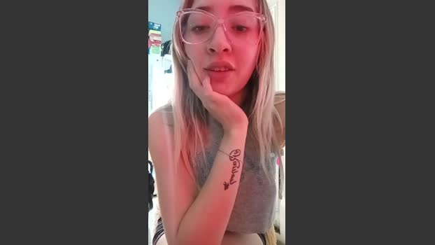 Soylulita Topless Webcam SHOW @ Cam4 10-12-2025