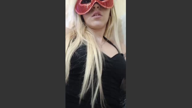 Piccolamamma analsex Webcam SHOW @ Cam4 10-12-2025