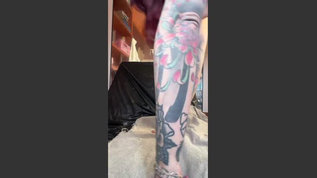 Dancing_w_Vale lick Webcam SHOW @ Cam4 11-12-2025