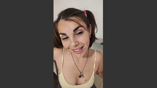 Desiree025 legs Webcam SHOW @ Cam4 13-12-2025