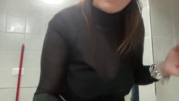 martinabigst legs Webcam SHOW @ Cam4 12-12-2025