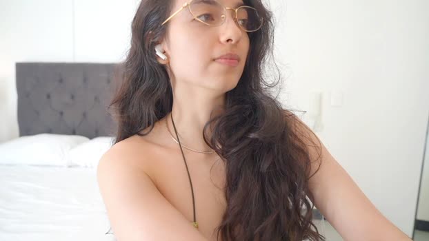 naughtysamx cute Webcam SHOW @ Cam4 15-12-2025